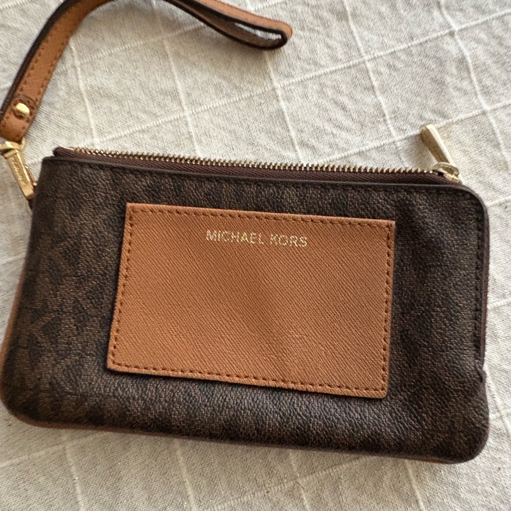 Michael Kors Tan Leather Wristlet